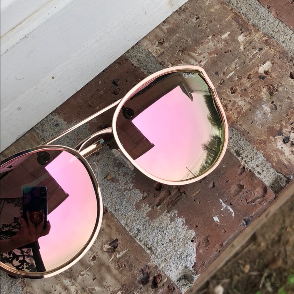 Quay cherry bomb sunnies in rose gold